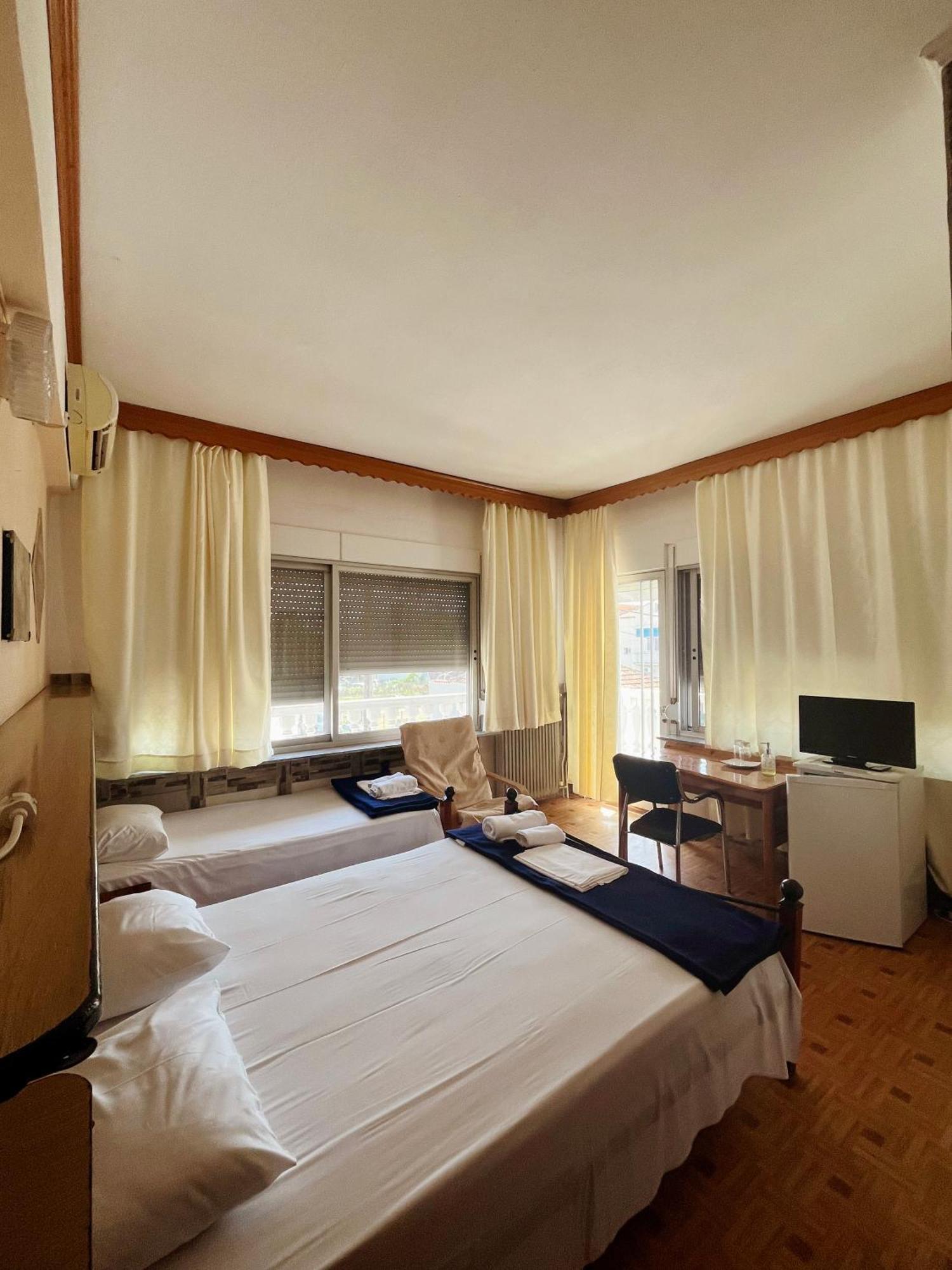 Hotel Holiday Keramoti  Luaran gambar